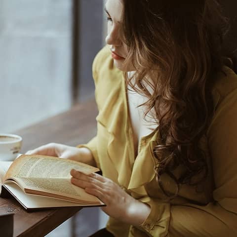 «Книжный лабиринт» дарит подарки